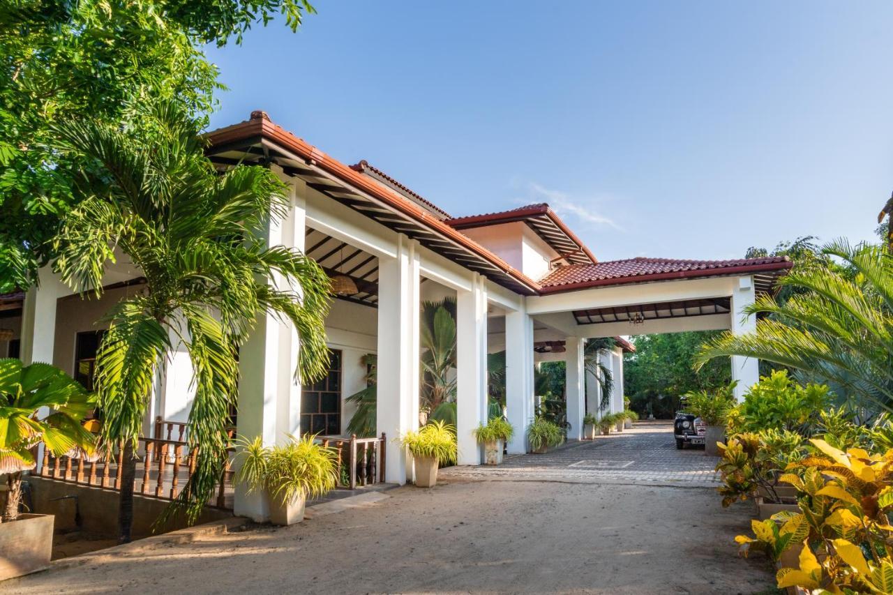 Alai Resort Mullaittivu Экстерьер фото